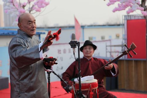 渤海大鼓《摔子劝夫》,毛竹板书《庄户论》,西河大鼓《罗成算卦》